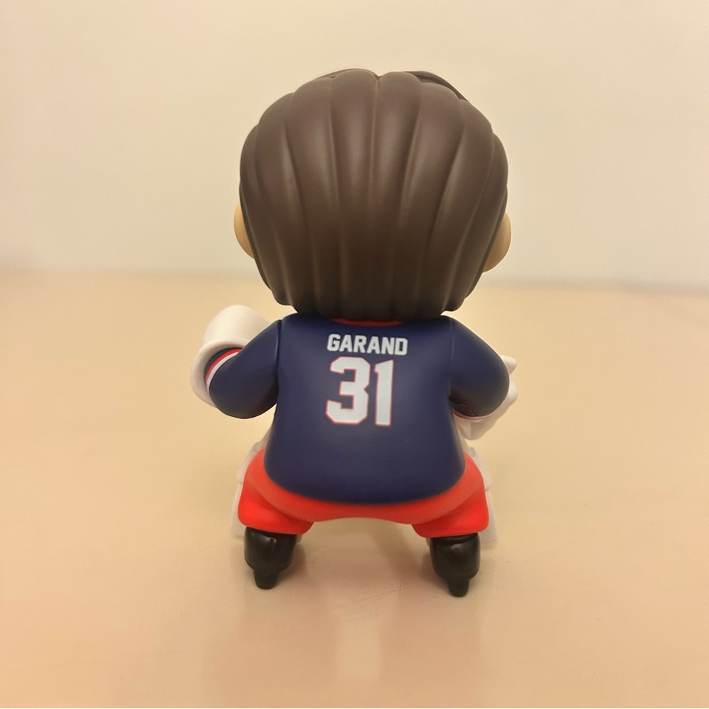 2026 HARTFORD WOLF PACK DYLAN GARAND MINI VINYL FIGURINE FIGURE GIVEAWAY NIB - Picture 2 of 6